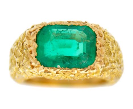 CHAUMET - A good high-purity gold 2.30ct emerald set ring.  The emerald of a vivid green colour and good polish, assessed as 
