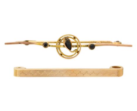 A 9ct engine turned bar brooch and a 9ct blue paste set bar brooch, Total weight 4.0g.