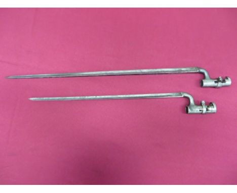 17 inch hollow ground blade.  The forte with Ordnance stamps.  Steel socket with swivel locking ring.  Similar 22 inch exampl