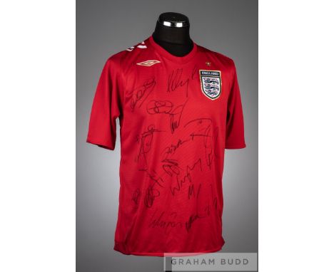 At Auction: DAVID BECKHAM & MICHAEL OWEN SIGNED SOCCER JERSEY