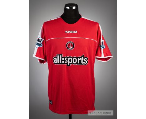 Matt Holland red and white Charlton Athletic No.8 home jersey v Arsenal at The Valley on New Year's Day 2005,short-sleeved, w