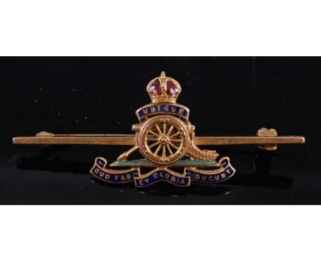 A 9ct gold and enamel sweetheart brooch for the Royal Artillery, 4.4cm.
