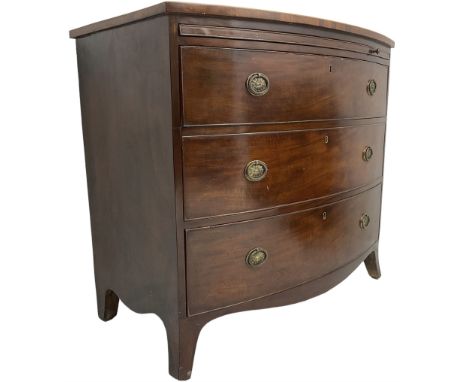 George III mahogany bow-front chest, shaped top with satinwood stringing, fitted with brushing slide over three graduating co