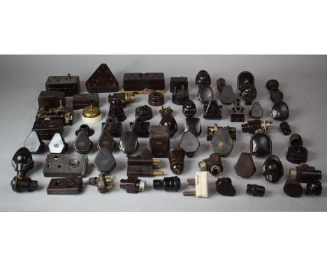 A Box Containing Vintage Bakelite Three Circular Pins Plugs, Fittings etc 