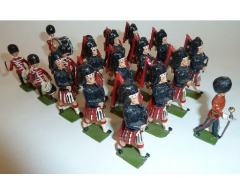 Britains set 1722, Drum and Pipe Band of the Scots Guards with Pipe Major, metal drums (G, cymbalist missing, Welsh Guard dru