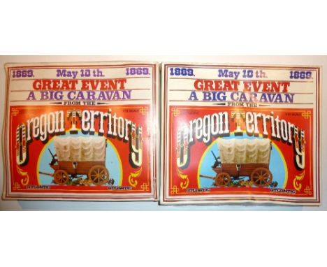 Atlantic, two sets of two Ox drawn Prairie Schooners Oregon Land Rush, in original boxes (VG, boxes G), Hope Stagecoach limbe