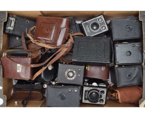 A Tray of Folding and Box Cameras, including two Kodak VP, Butchers Cameo folding plate camera, Balda Baldax, other folding c