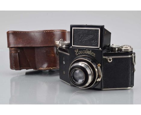 An Ihagee Exacta B SLR Camera, type 4.2, shutter working, body G, some paint wear to edges, with Carl Zeiss Jena 7.5cm f/3.5 