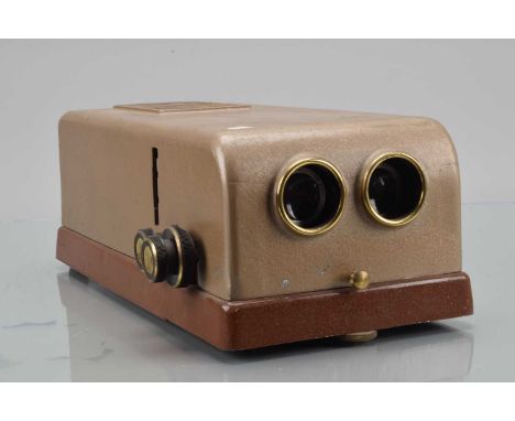 A Hawk Stereoscopic Slide Projector, untested, with Benetar 85mm f/2.8 lenses, G