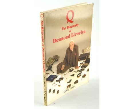 James Bond 007 -  Desmond Llewelyn 'Q' - Q The Biography of Desmond Llewelyn, signed by both Q, Desmond Llewelyn & Author, Sa