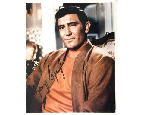 James Bond 007  On Her Majestys Secret Service (1969) A comprehensive A4 folder with many signatures, up to 20 of cast member