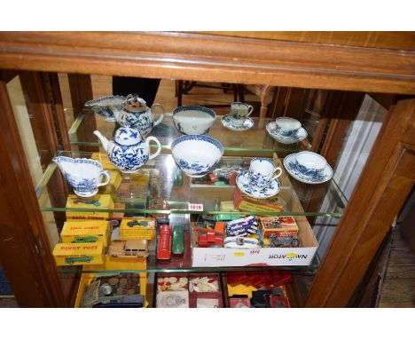 Five 18th century English porcelain blue and white items, comprising a Worcester teapot and cover, 12cm high, (hairline crack