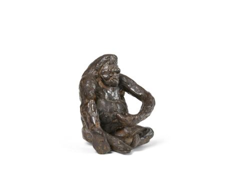 λ&nbspDAVID WYNNE (BRITISH 1926-2014) GORILLA IV Bronze with brown patina  Numbered 6/8  Height: 14cm (5½in.)Conceived in 196