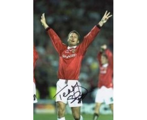 Teddy Sheringham Man United 1999 European Cup Final Signed 12   X 8 photo Good condition. All signed items come with a Certif