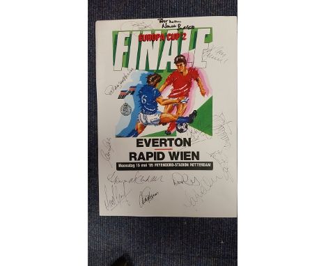 Everton v Rapid Wien multisigned print. A3 colour print of the Europa Cup Final programme. Signed by Howard Kendall and 12 pl