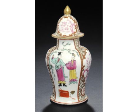 A RARE DERBY CHINESE STYLE JAR AND COVER, C1790-1800  enamelled and gilt with a 'Mandarin' pattern, 17cm h, underglaze blue c