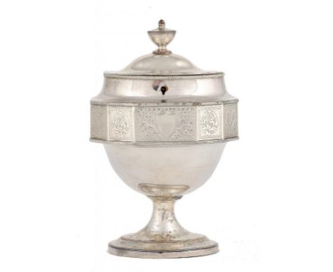 AN OLD SHEFFIELD PLATE VASE SHAPED TEA CADDY, C1790 with engraved silver band to the twelve sided centre part of the body, in