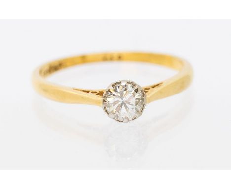 A diamond and 18ct gold solitaire ring, comprising a round claw set  brilliant cut diamond, diamond weight approx 0.25ct, siz