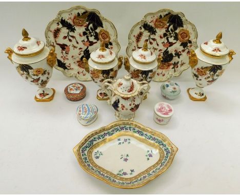 A collection of mixed ceramics, mostly 20th century Coalport pieces to include; a pair of fluted edged Imari style plates, si