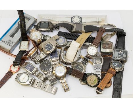 A collection of gents wristwatches comprising various designs to include four Sekonda wristwatches, an Accurist chronograph, 