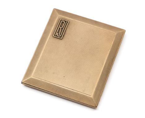 A GOLD CIGARETTE CASE, ASPREY &amp; CO. LTD., LONDON, 1922 bevelled rectangular, engine-turned and applied initials 'RJ' to t