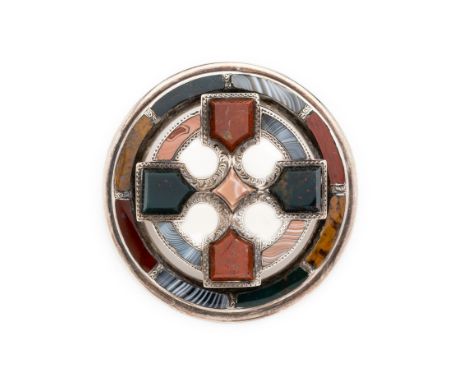 ‡ A VICTORIAN SCOTTISH PEBBLE BROOCH, 1860s of circular design set with various agates and bloodstone framing a similarly set
