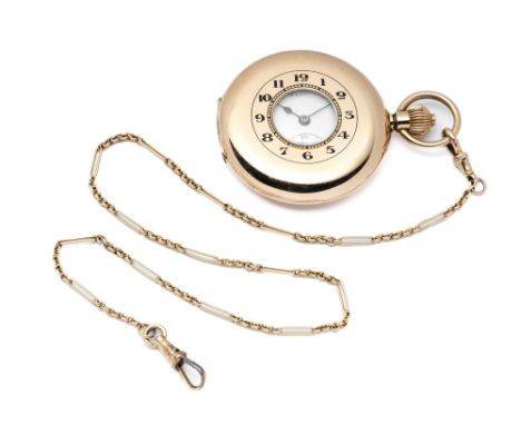 A SWISS GOLD HALF HUNTER POCKET WATCH, STAUFFER, SON &amp; CO., LA CHAUX-DE-FONDS, CIRCA 1922 keyless wind movement with Stau