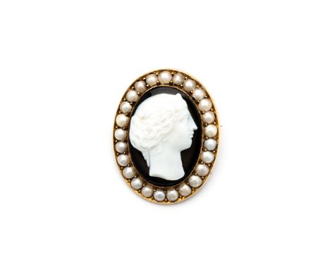 HARDSTONE CAMEO AND HALF-PEARL BROOCH, 1890s the oval hardstone cameo carved to depict the dextral profile of a maiden within
