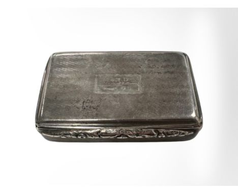 A George IV silver snuff box, maker TS, Birmingham 1827, width 7.5cm.  CONDITION REPORT: 75.6g