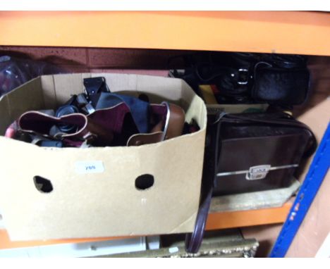 A Large Quantity of Photographic Accessories and Camera.. €60-80
