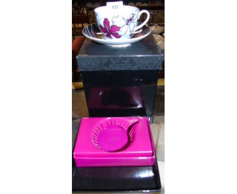 Two Boxed Llewelyn-Bowen Collections, each with two cups and saucers and with presentation boxes (2). €20-40