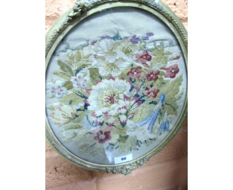 An Oval Gilt Framed Floral Tapestry. €30-50