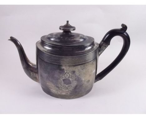 A Georgian silver oval teapot with reeded borders and engraved cartouche, London 1798, 14ozs