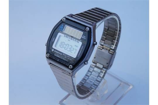 sanyo digital watch