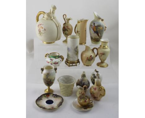 A large quantity of Royal Worcester (mostly af).