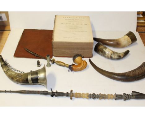 Three 19th century horn and metal hunting horns (2 af), a bull's horn, a 19th century Austrian smoking pipe, a 19th century e