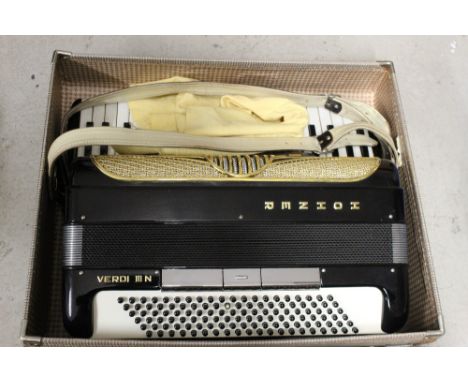 Hohner; a Verdi III N piano accordion, cased.