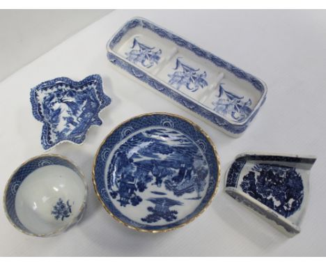 A Copeland &amp; Garrett c1840 blue and white transfer pen tray with lily and abstract decoration, blue marks to the base, a 
