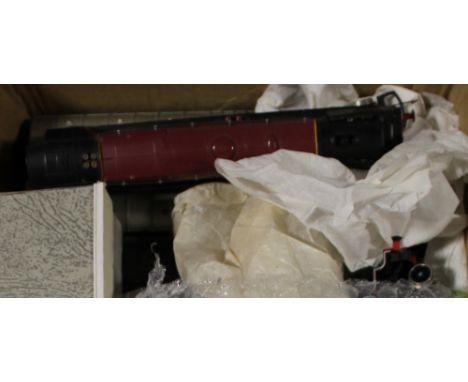 A quantity of Lima and Hornby model railway related engines and carriages to include a Lima engine and tender 2830, eight Hor