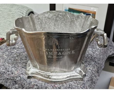 { Option of lots:  290, 291 } 2 x Grand Brasserie Engraved Champagne Bucket the Deluxe Champagne Bucket; a timeless piece evo