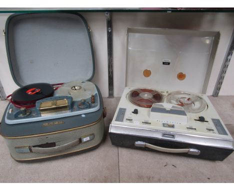 A Grundig TK20 reel to reel tape recorder and a Fidelity TR5 example (2)