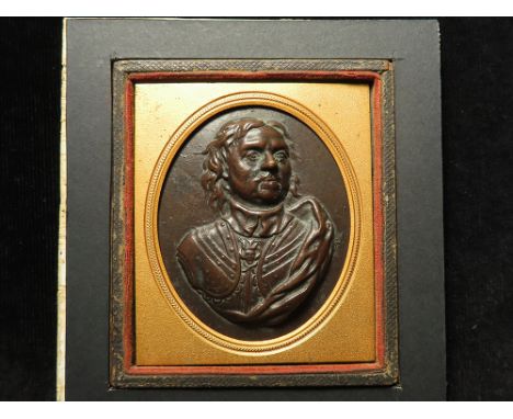 Oliver Cromwell, antique bronze portrait plaque, three quarter facing high relief, oval 68mm plus more recent gilt mount on t
