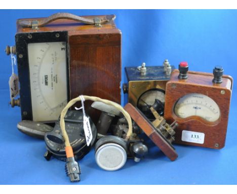 An Air Ministry pattern morse-key switch box, Type B, stores reference No 5c/372, with two morse keys, a microphone and throt