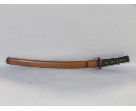 A Japanese short sword (Wakizashi) the grip with shagreen and over-banded detail with further applied gilded motifs, the Tsub