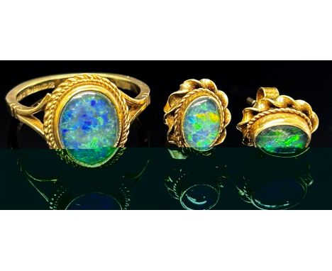 Mixed group of jewellery comprising a 9ct opal triplet ring, size L/M and matching pair of stud earrings, a single 18ct gem s