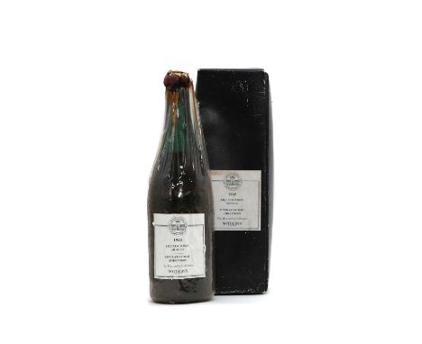 Massandra Collection, Liqueur White Muscat, 1945 (1, presentation box)The bottle in original Sotheby's cellophane and present