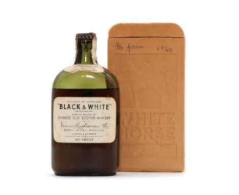 Black &amp; White, Choice Old Scotch Whisky, Buchanans, 1940s spring cap bottling, 70 proof, 37.5 ml, in a contemporary White