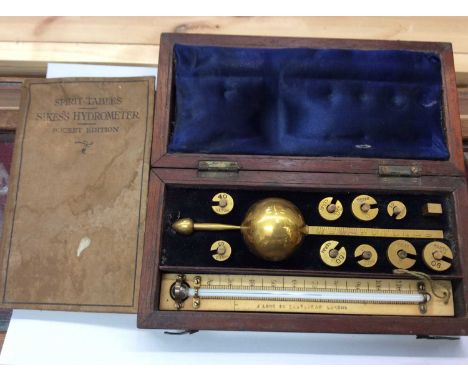 Sykes Hydrometer in fitted case with booklet