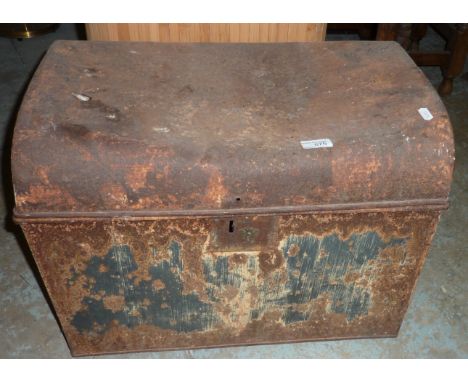 Tin trunk