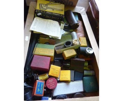 A large collection of vintage photography accessories to include enamel development treys, Osram lamp bulbs, filters etc. (3 